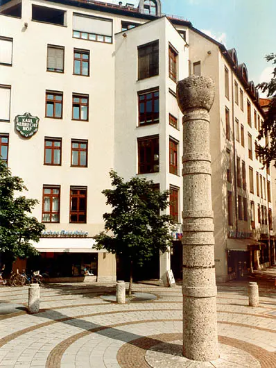 Kreative Oberflächengestaltung und Referenzarbeiten – Bild 10