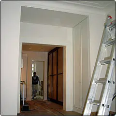 Ausführung von Malerarbeiten im Innenbereich in München – Bild 1